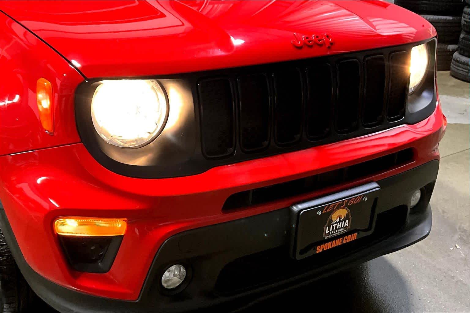 Thumbnail: 2022 Jeep Renegade - 33