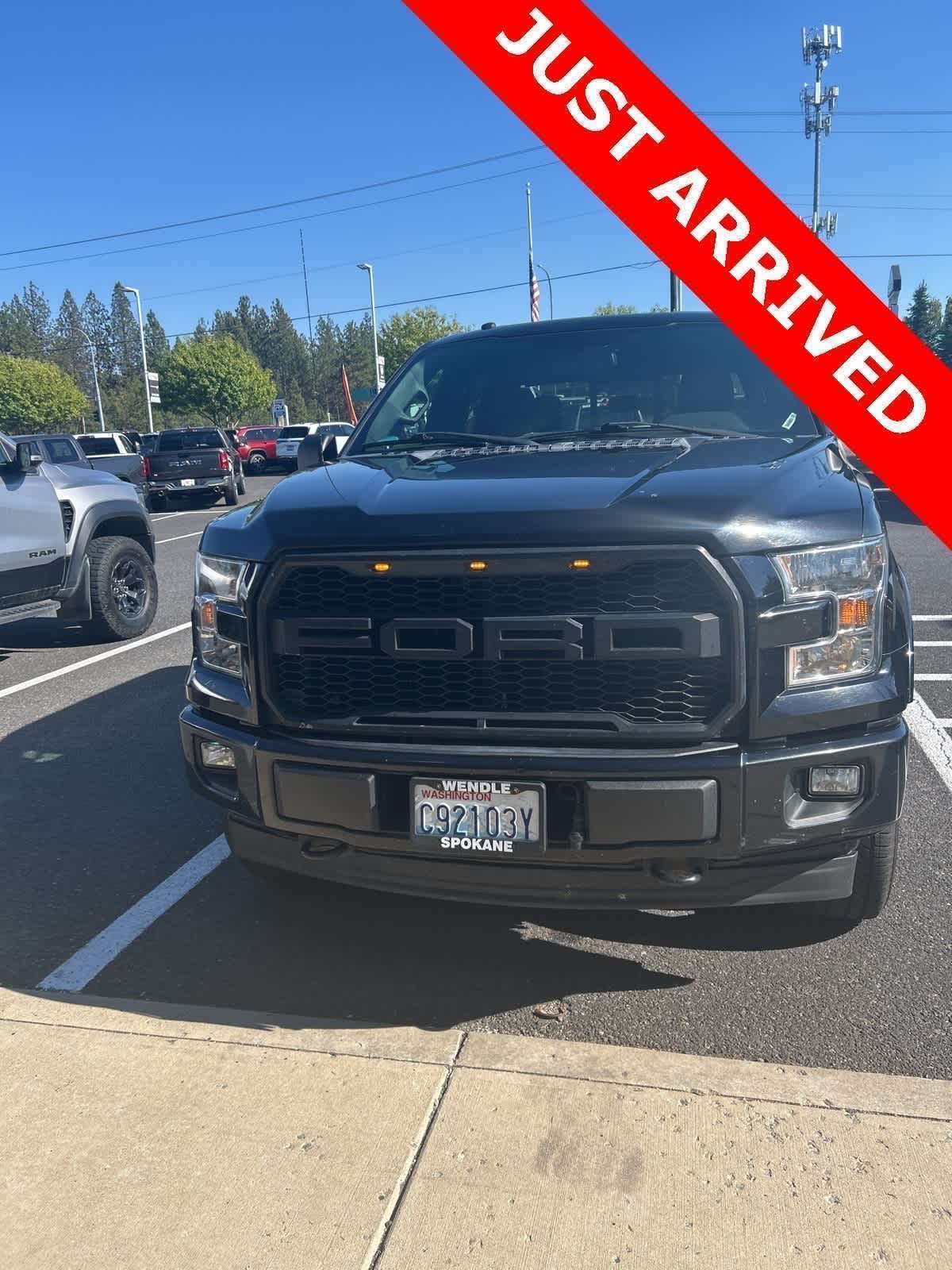 2017 Ford F-150 XLT photo 2