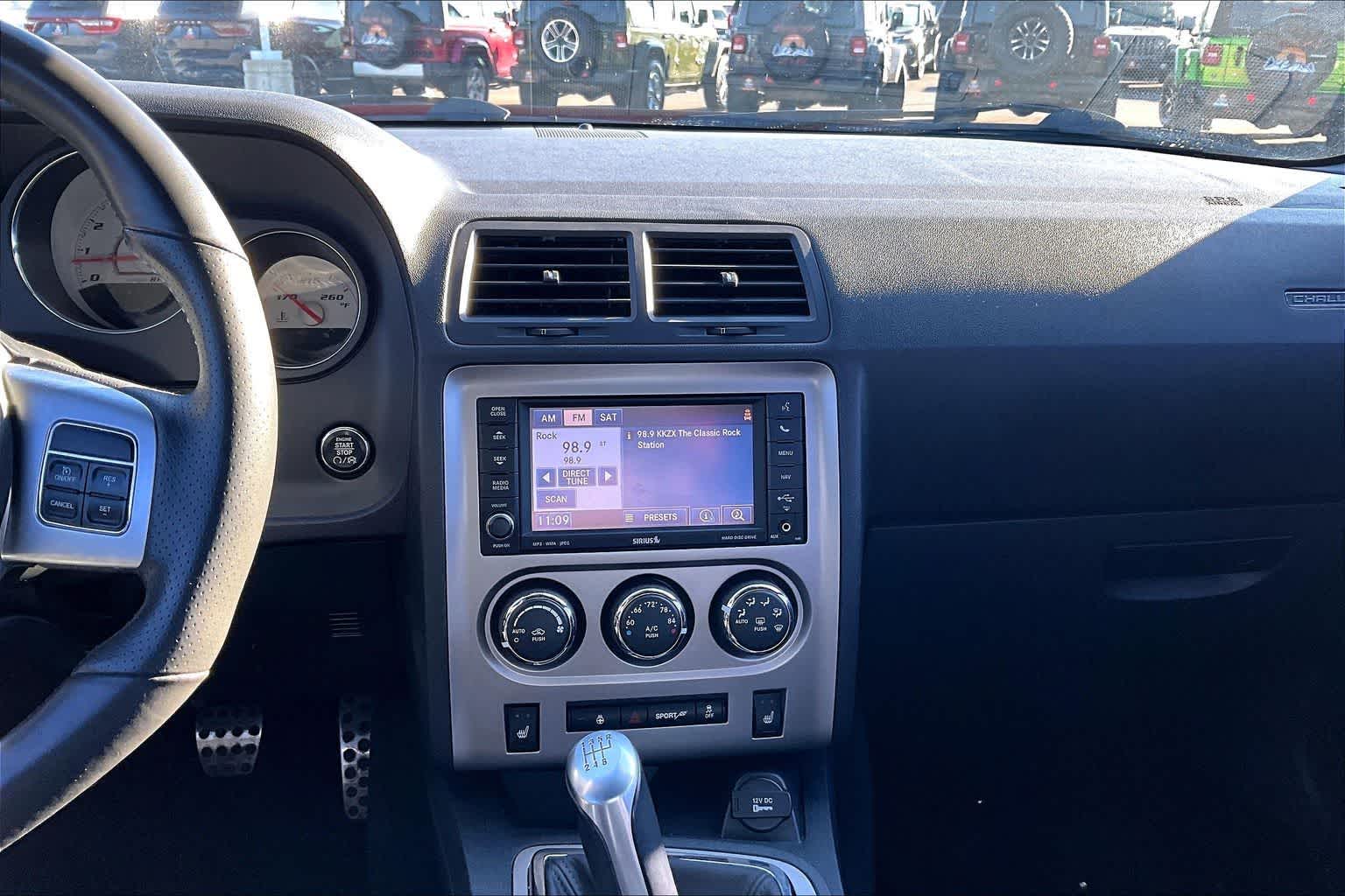 Thumbnail: 2013 Dodge Challenger - 26