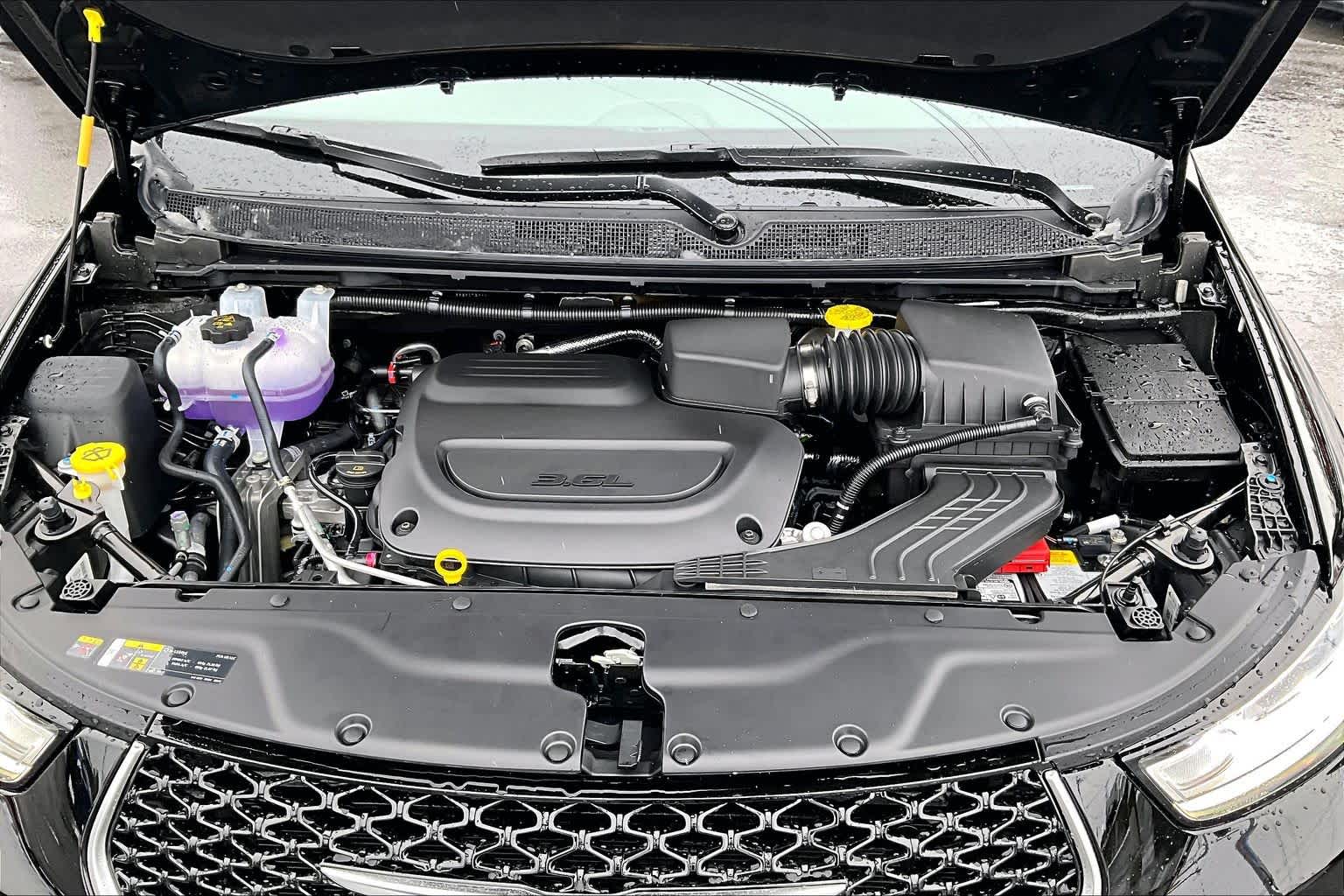 Thumbnail: 2026 Chrysler Pacifica - 9