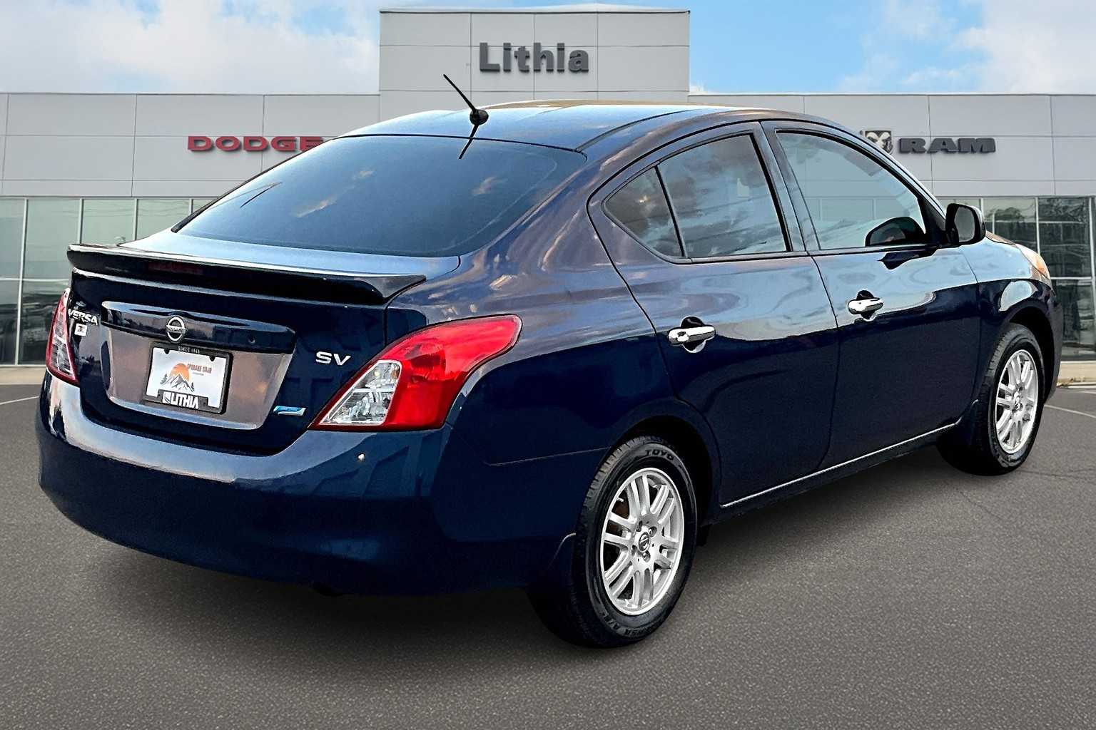 Thumbnail: 2014 Nissan Versa - 23