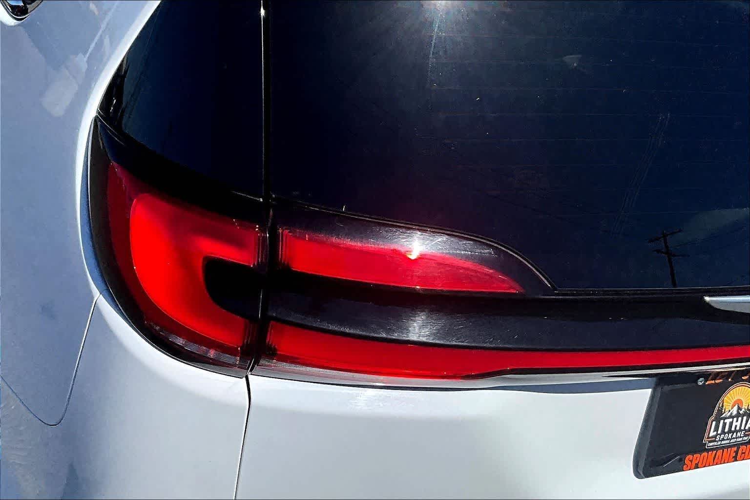 Thumbnail: 2024 Chrysler Pacifica - 32