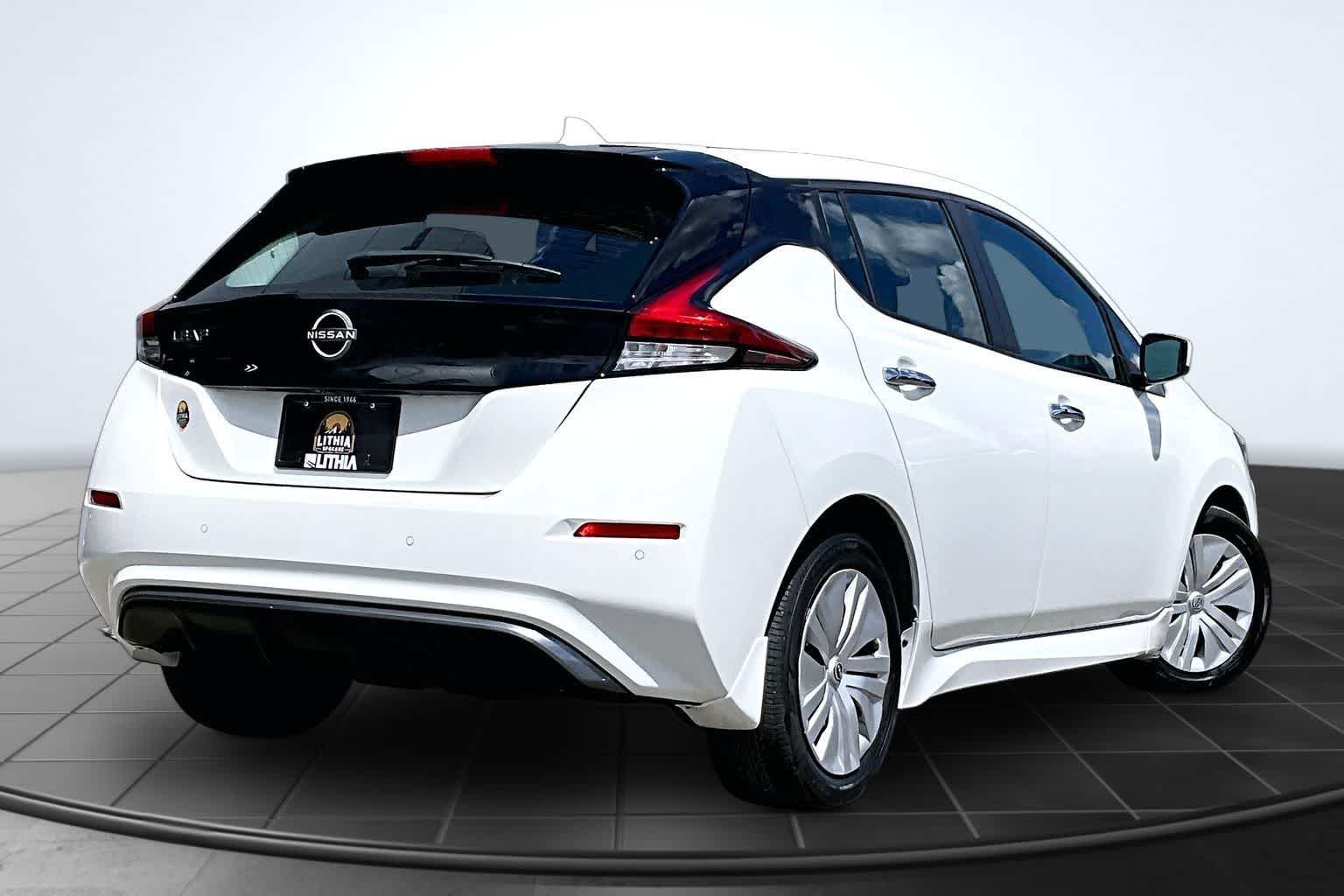 Thumbnail: 2024 Nissan Leaf - 23