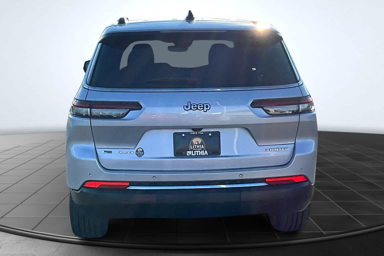 Thumbnail: 2023 Jeep Grand Cherokee L - 5