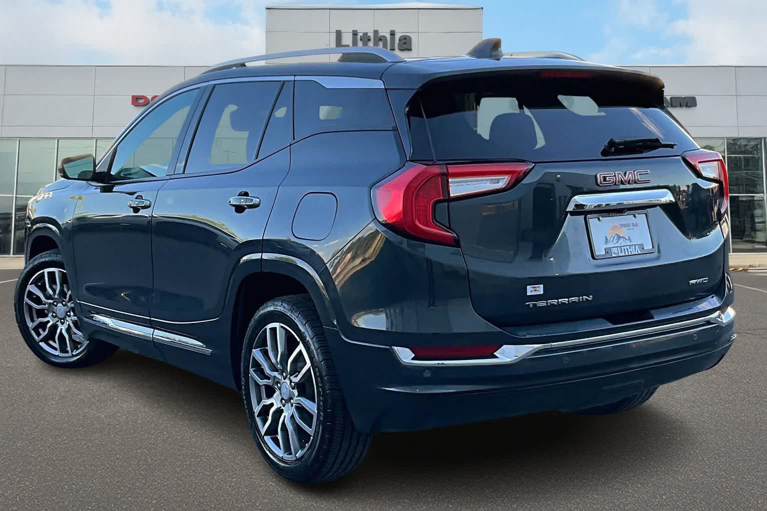 Thumbnail: 2022 GMC Terrain - 4