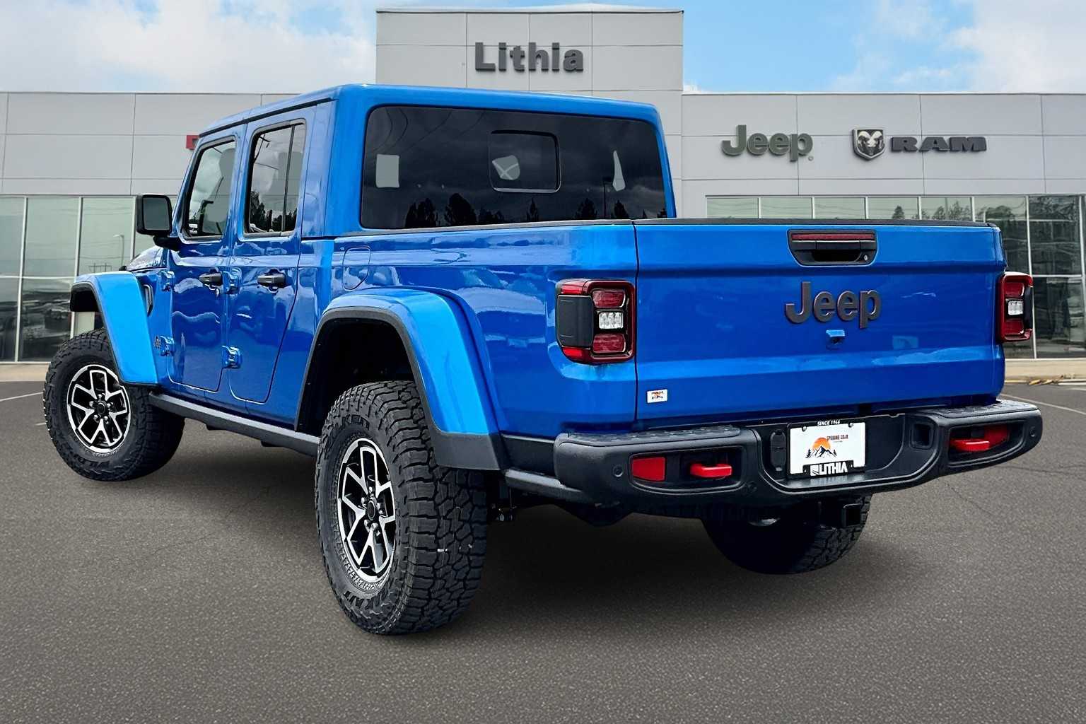 Thumbnail: 2025 Jeep Gladiator - 3