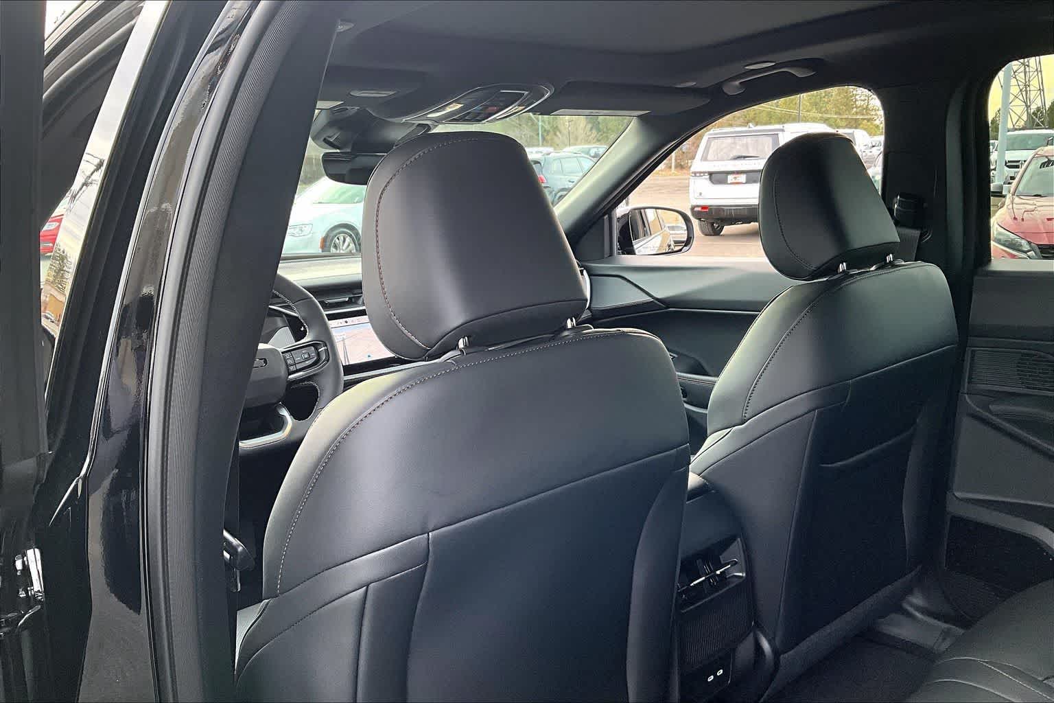 Thumbnail: 2026 Jeep Cherokee - 12