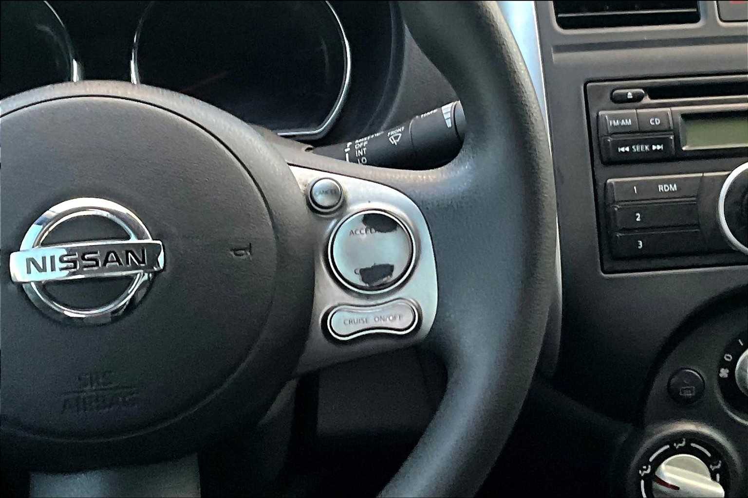 Thumbnail: 2014 Nissan Versa - 26