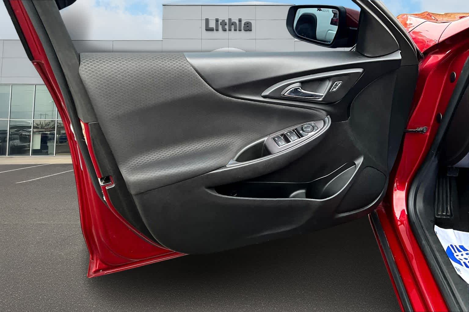 Thumbnail: 2018 Chevrolet Malibu - 28