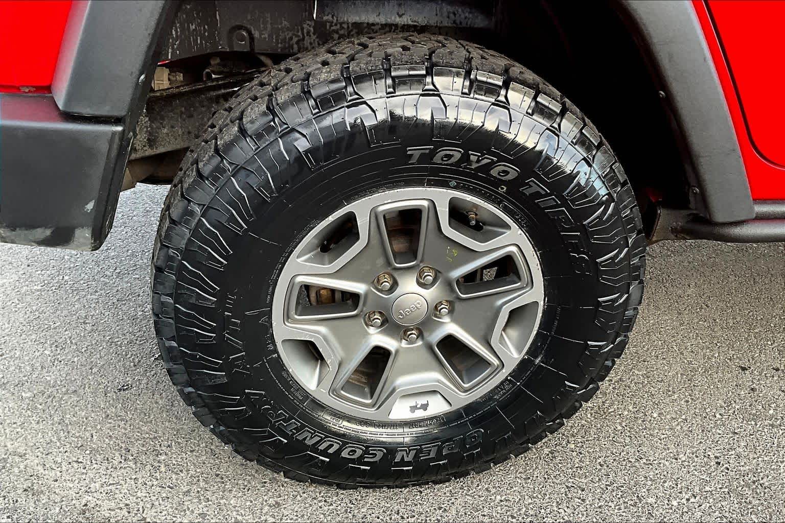 Thumbnail: 2016 Jeep Wrangler - 35