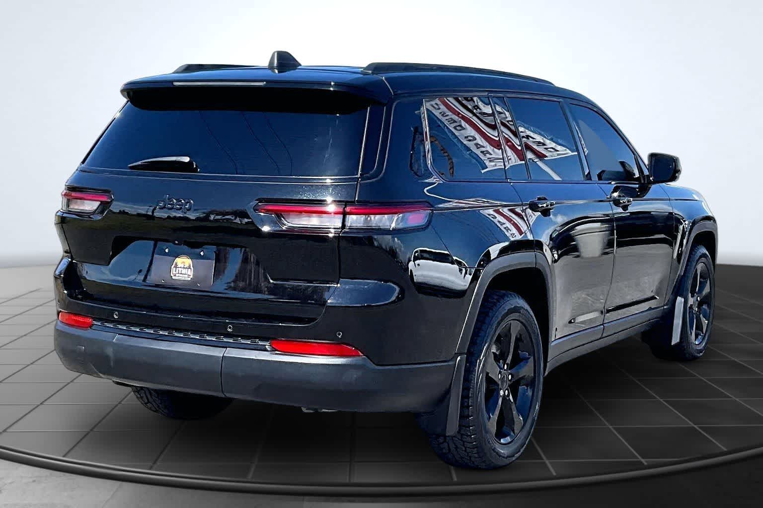 Thumbnail: 2021 Jeep Grand Cherokee L - 23