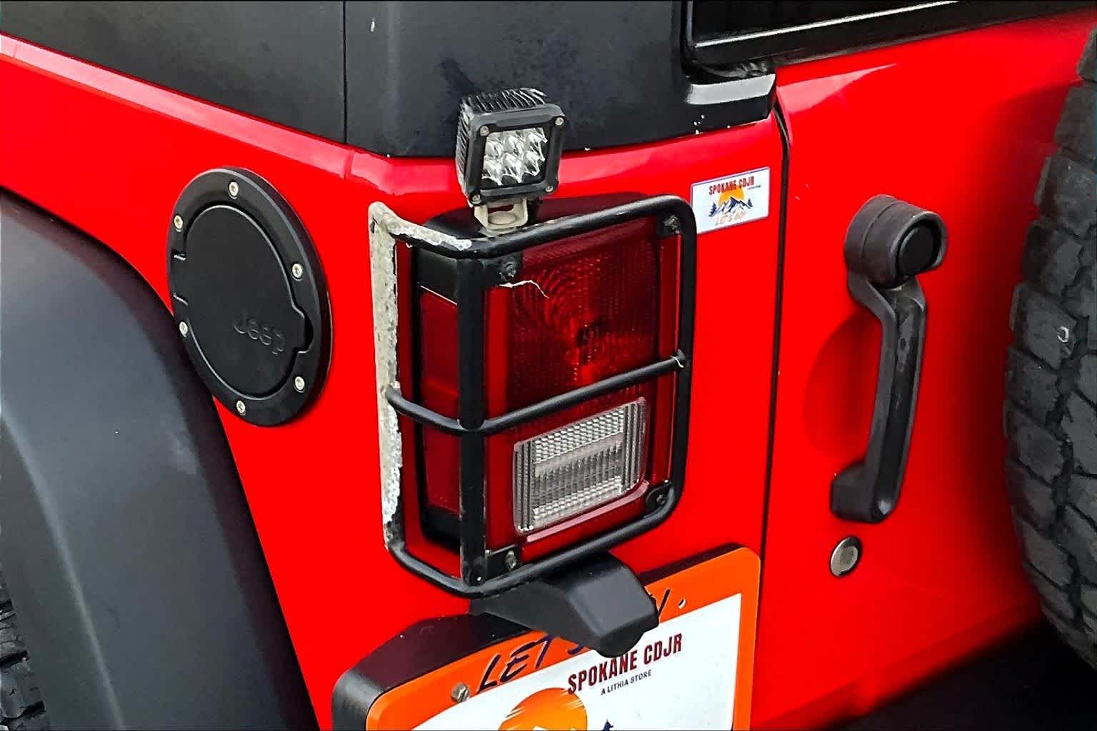 Thumbnail: 2016 Jeep Wrangler - 32