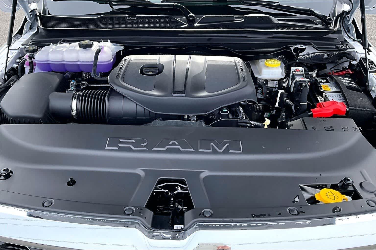 Thumbnail: 2026 RAM 1500 - 9