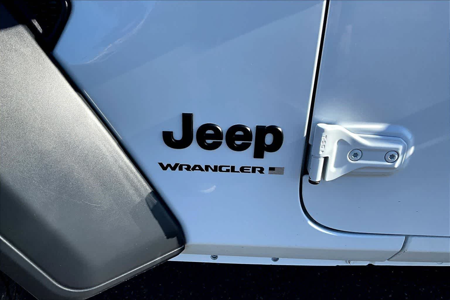 Thumbnail: 2024 Jeep Wrangler - 7