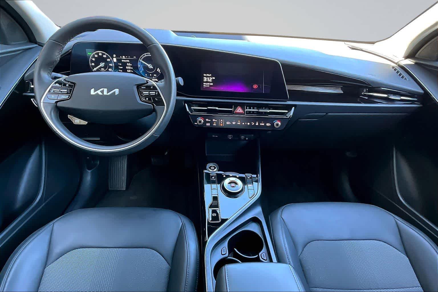 Thumbnail: 2024 Kia Niro - 10