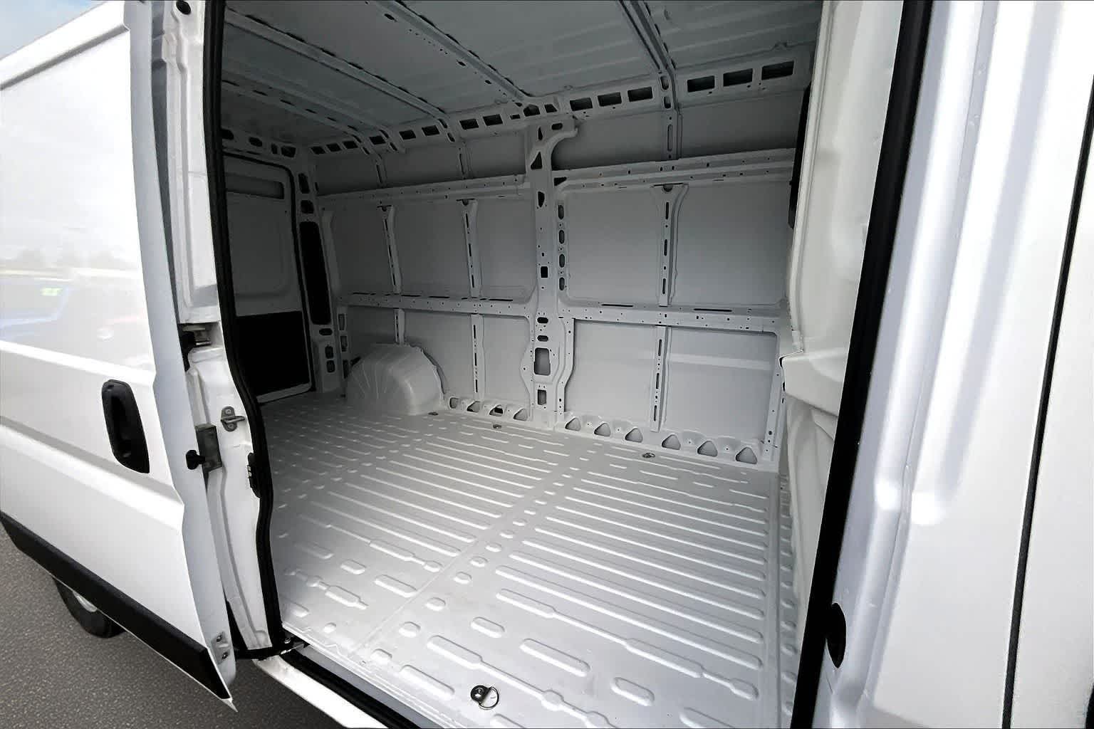 Thumbnail: 2025 RAM ProMaster - 12