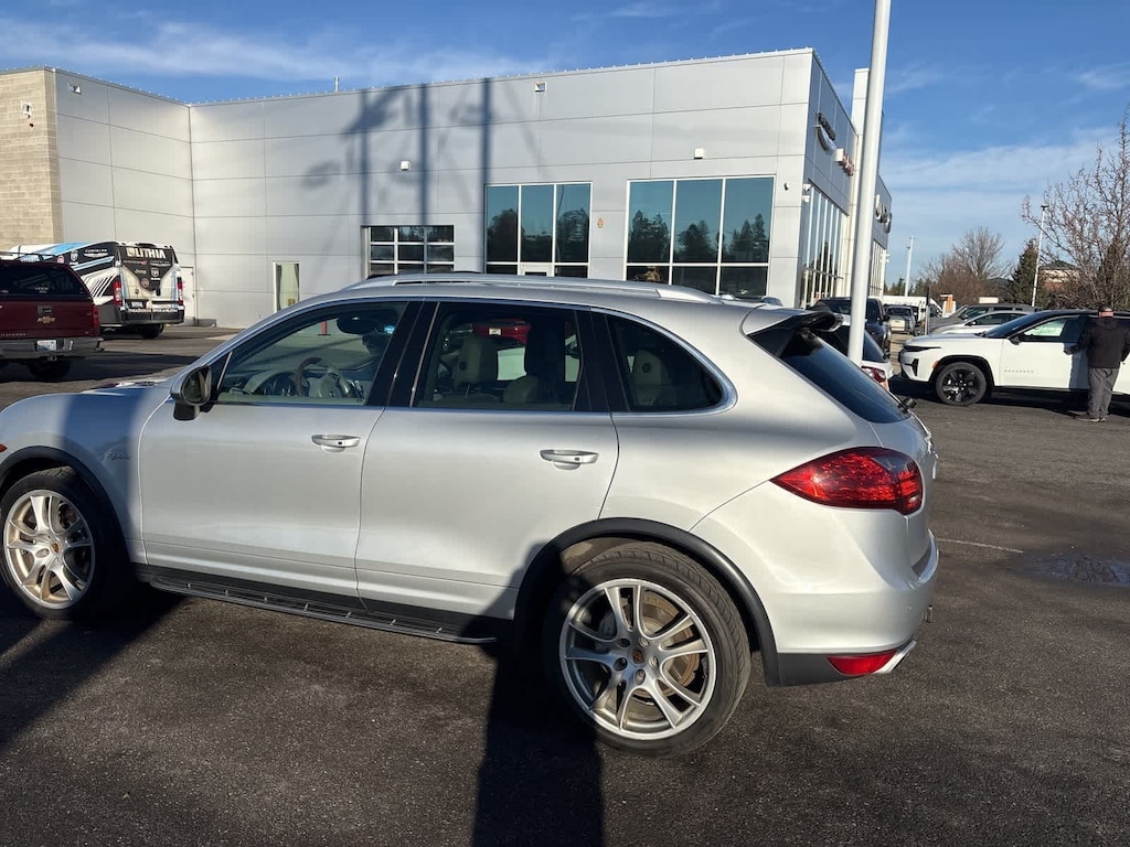 Used 2012 Porsche Cayenne S Hybrid SUV