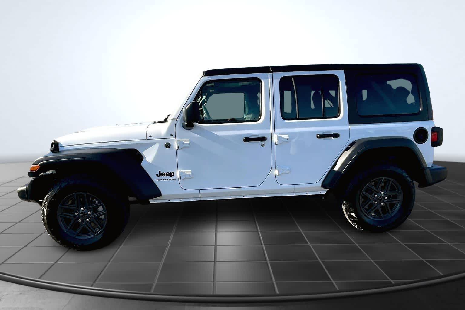 Thumbnail: 2024 Jeep Wrangler - 3
