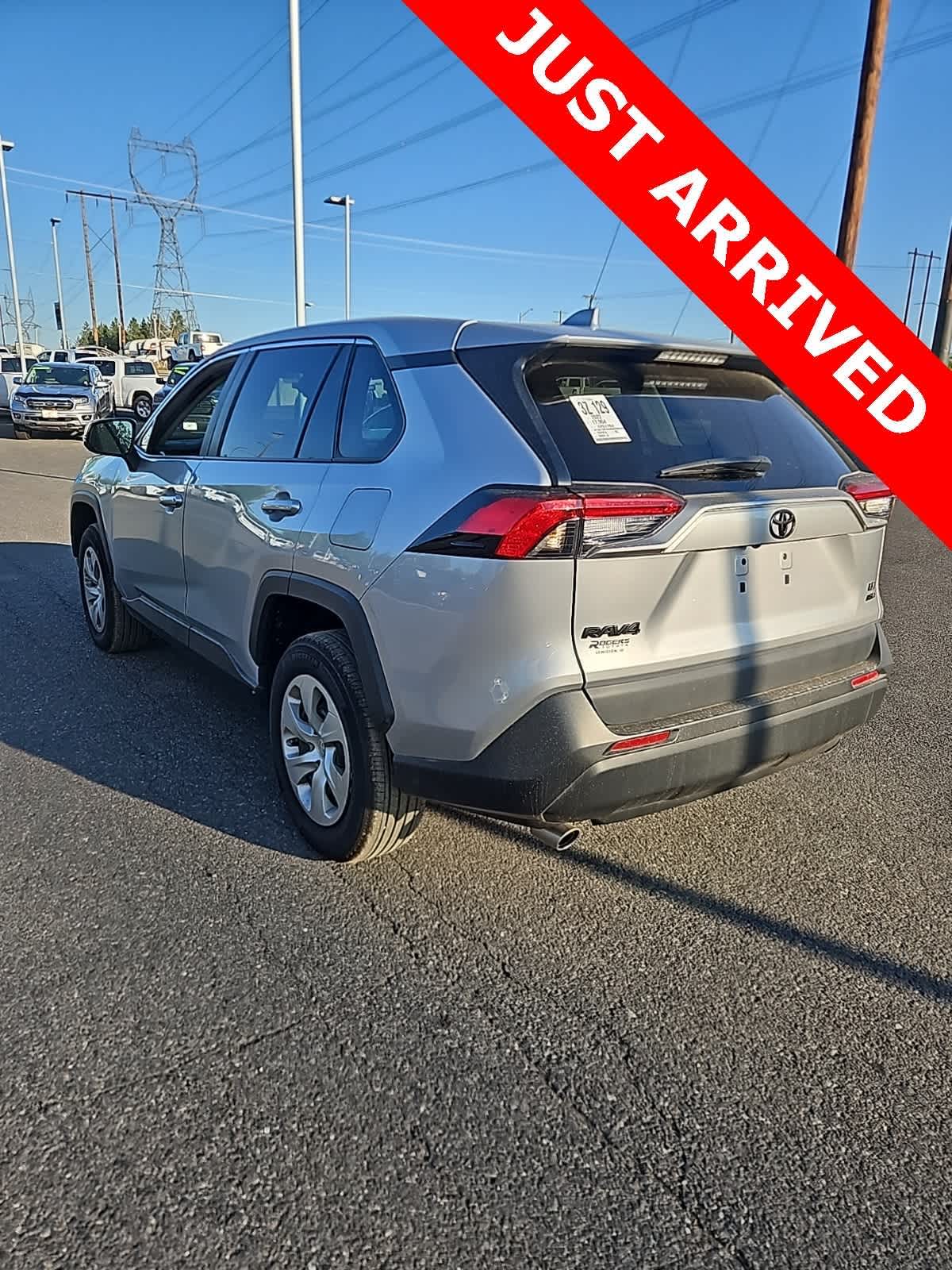 Thumbnail: 2022 Toyota RAV4 - 5