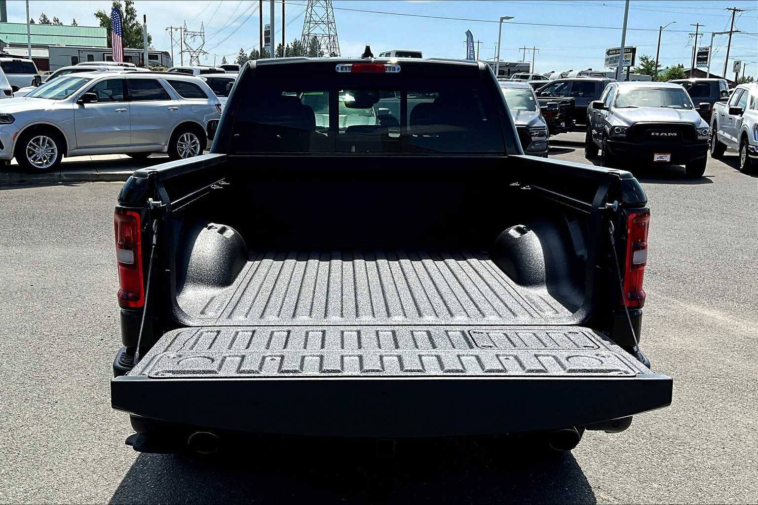 Thumbnail: 2026 RAM 1500 - 19