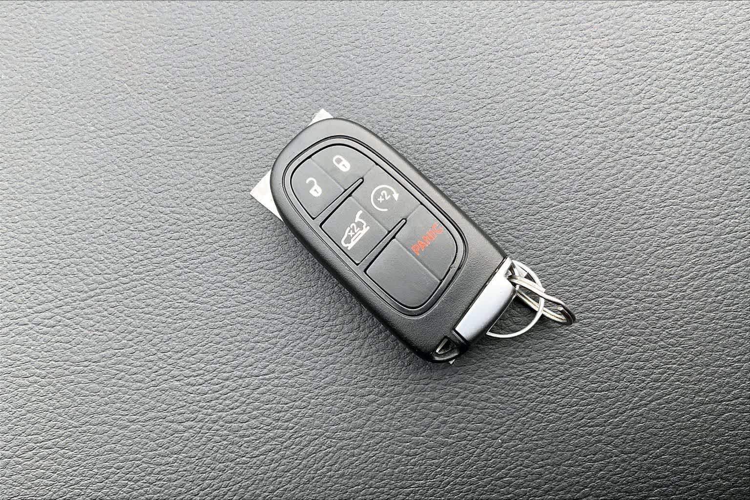 Thumbnail: 2020 Jeep Cherokee - 20