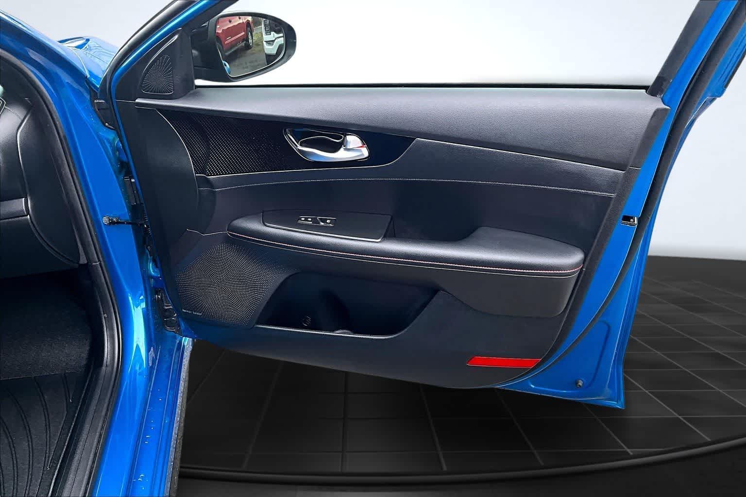 Thumbnail: 2024 Kia Forte - 29