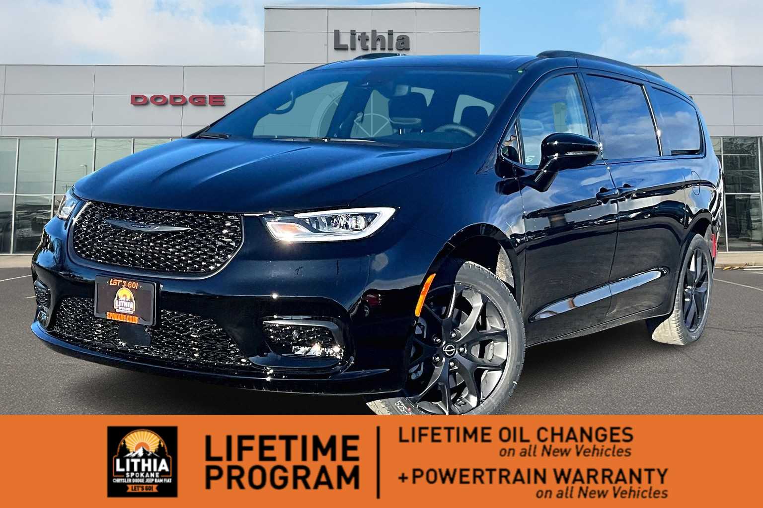 2026 Chrysler Pacifica Limited's photo