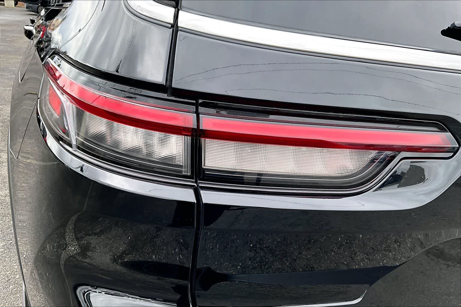 Thumbnail: 2023 Jeep Grand Cherokee L - 32