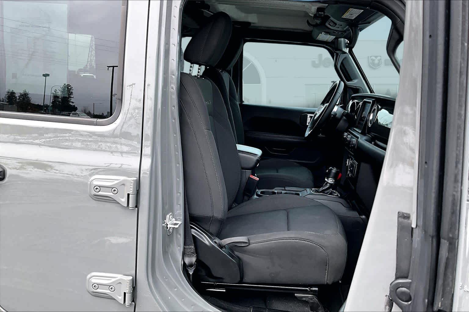 Thumbnail: 2023 Jeep Wrangler - 14