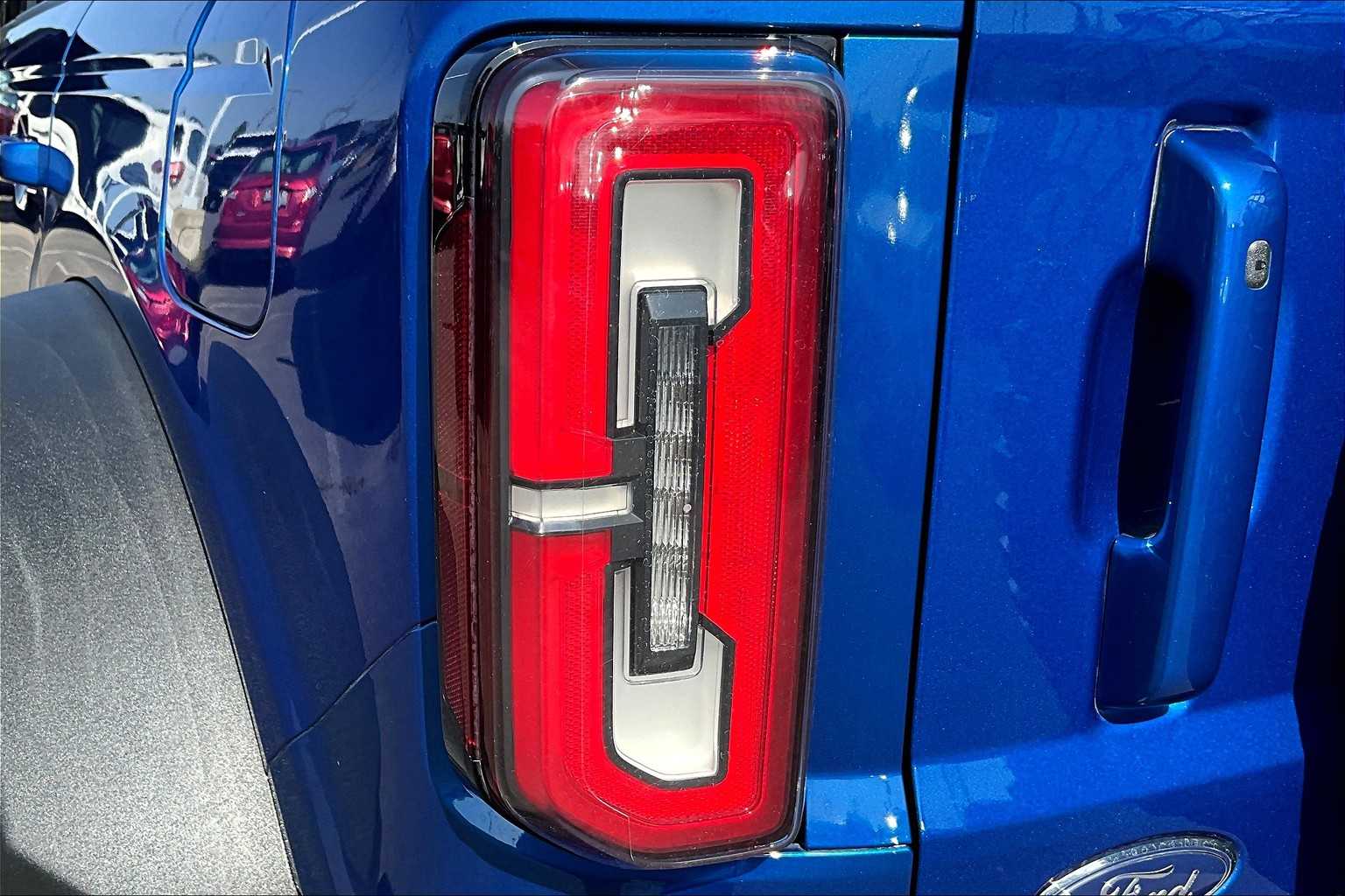 Thumbnail: 2021 Ford Bronco - 32