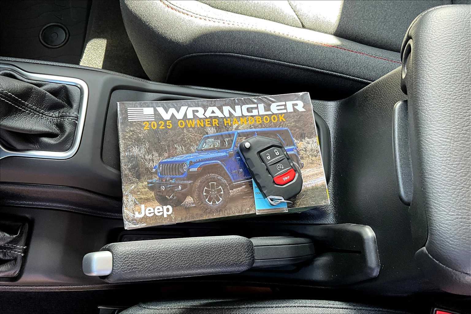 Thumbnail: 2025 Jeep Wrangler - 20