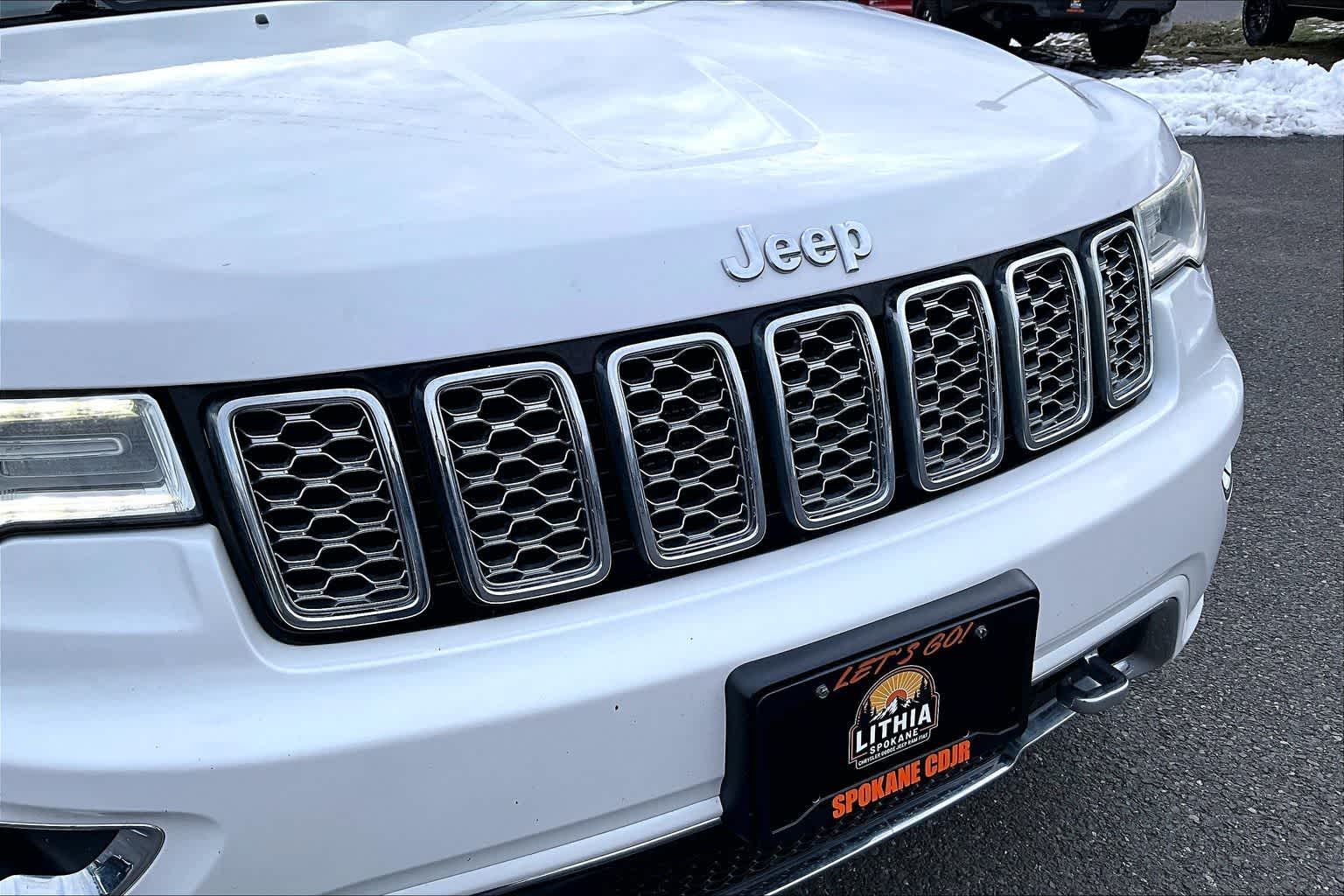 Thumbnail: 2017 Jeep Grand Cherokee - 33