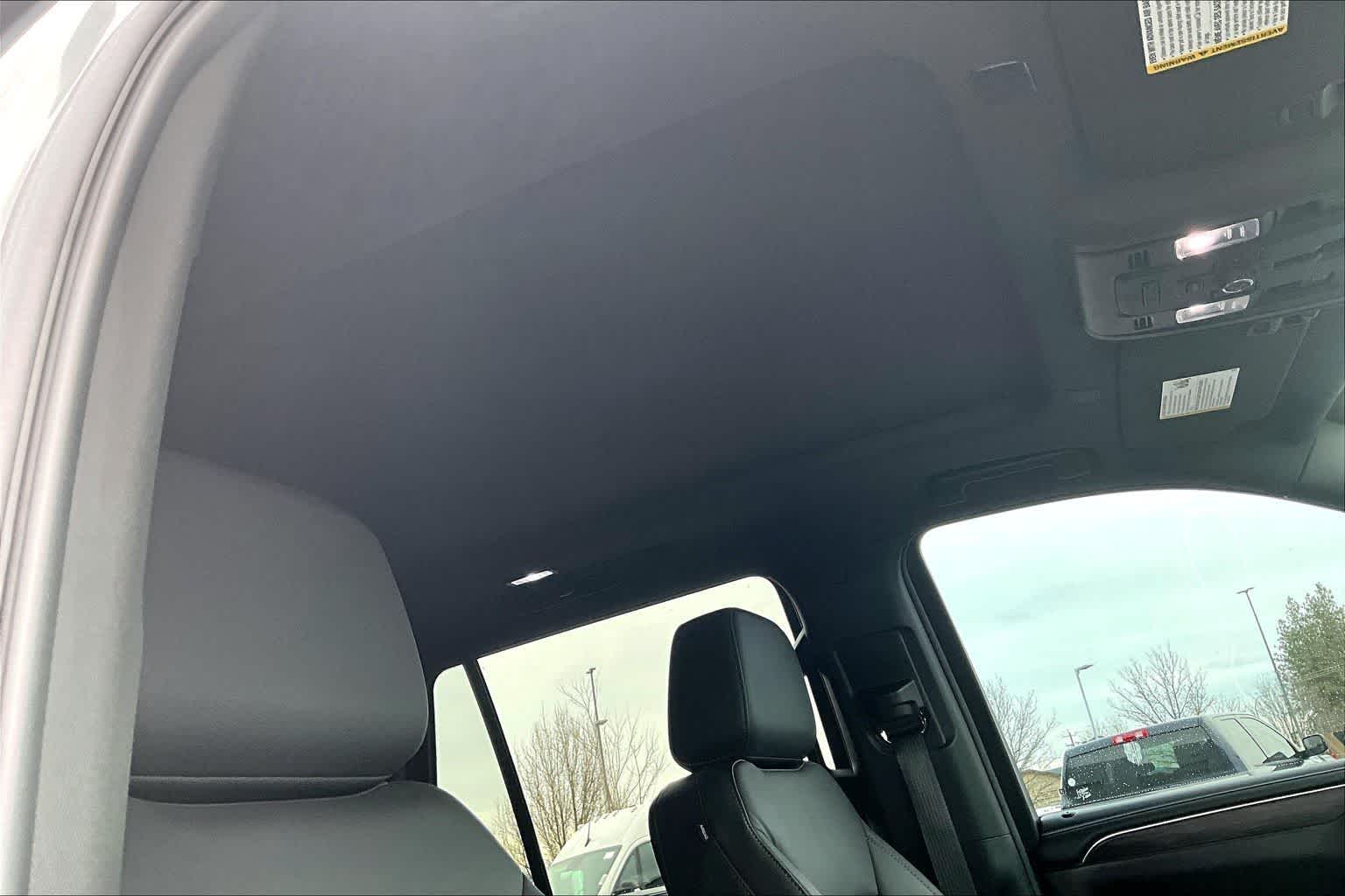 Thumbnail: 2024 Chevrolet Tahoe - 30