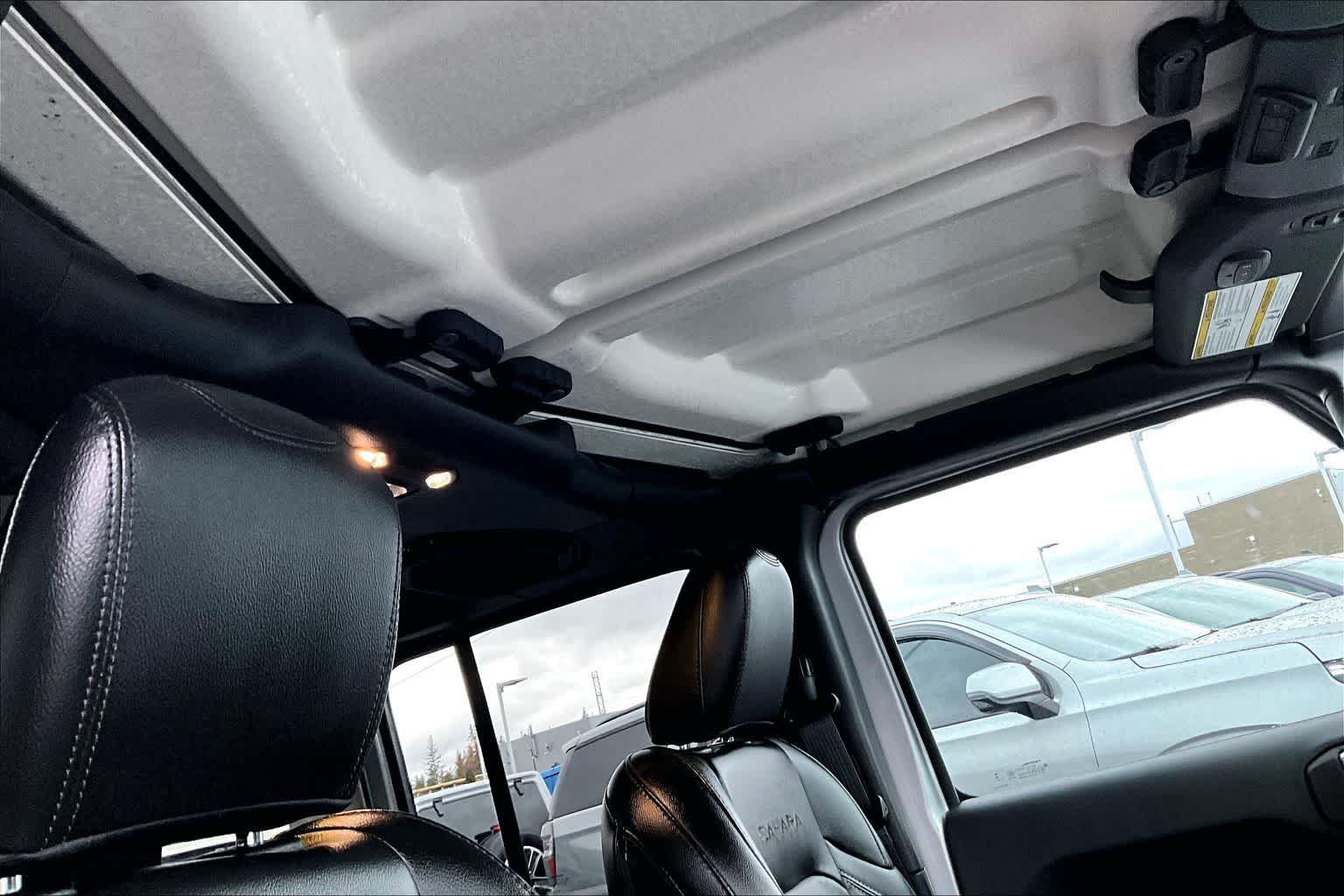 Thumbnail: 2023 Jeep Wrangler - 30