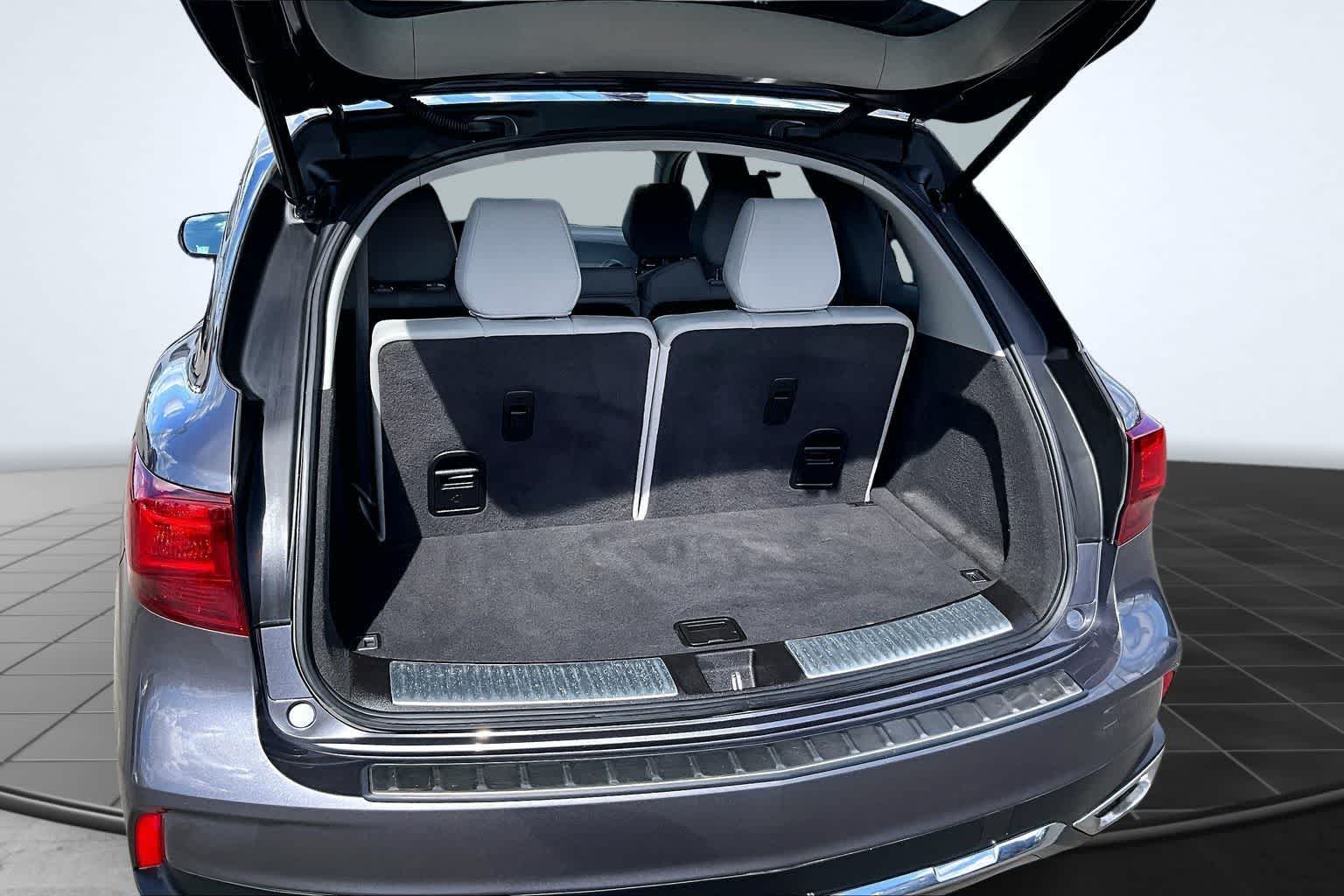 Thumbnail: 2017 Acura MDX - 19