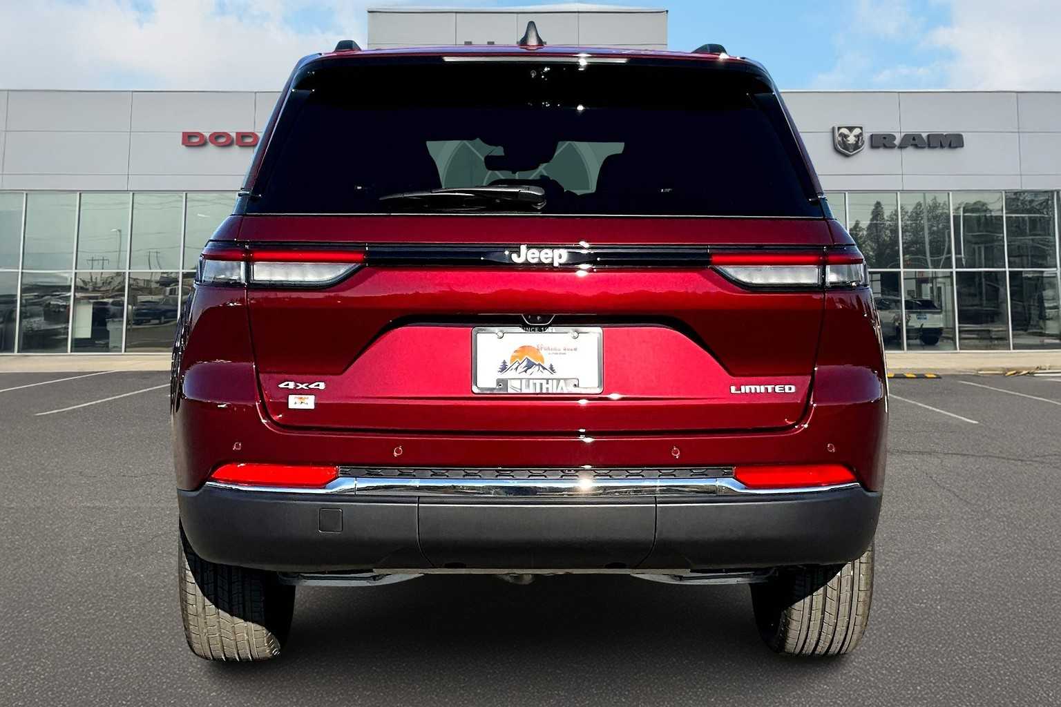 Thumbnail: 2025 Jeep Grand Cherokee - 5