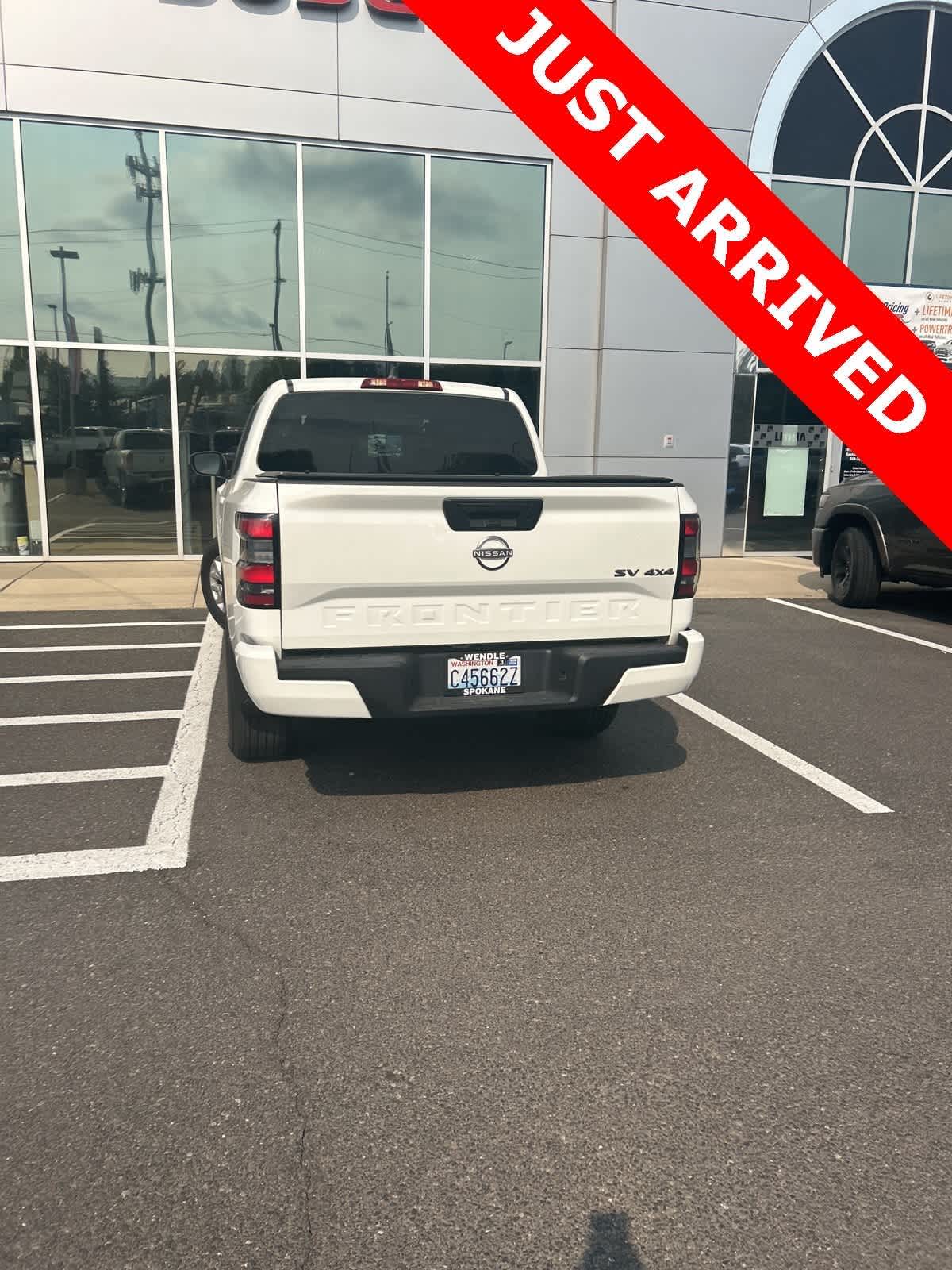 2022 Nissan Frontier SV photo 4