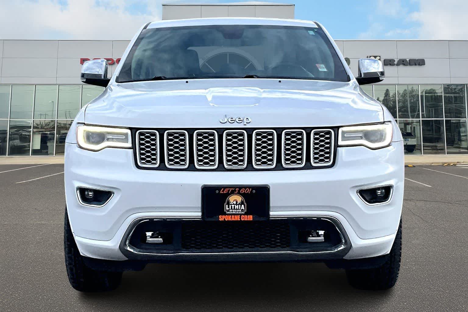 Thumbnail: 2017 Jeep Grand Cherokee - 6