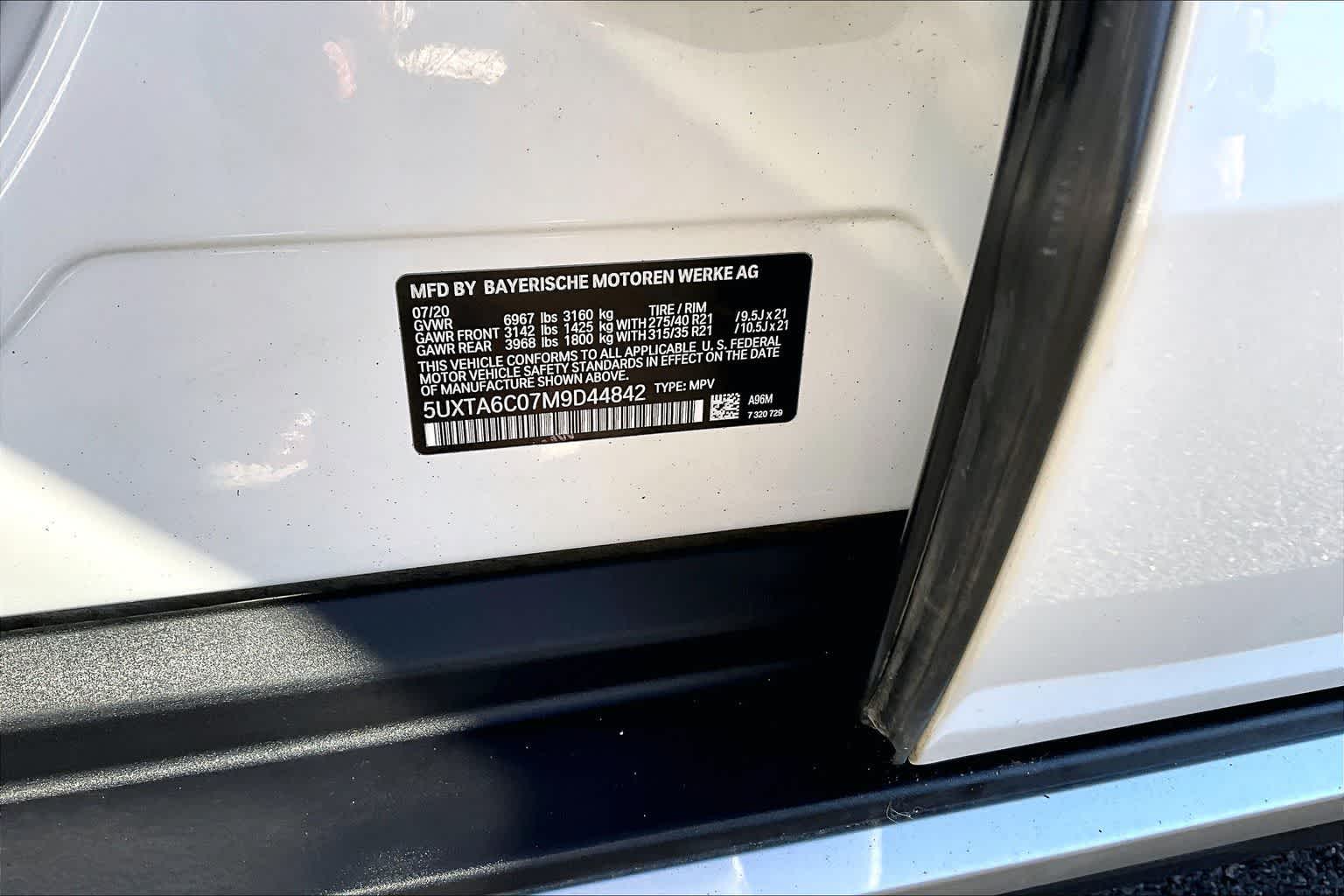 Thumbnail: 2021 BMW X5 - 21