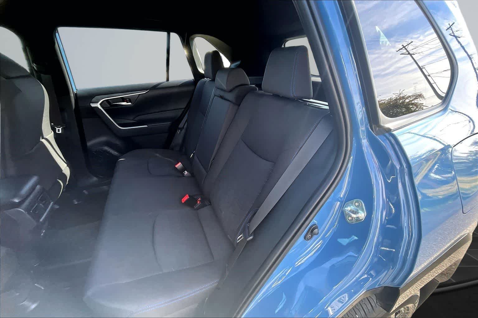 Thumbnail: 2025 Toyota RAV4 - 13