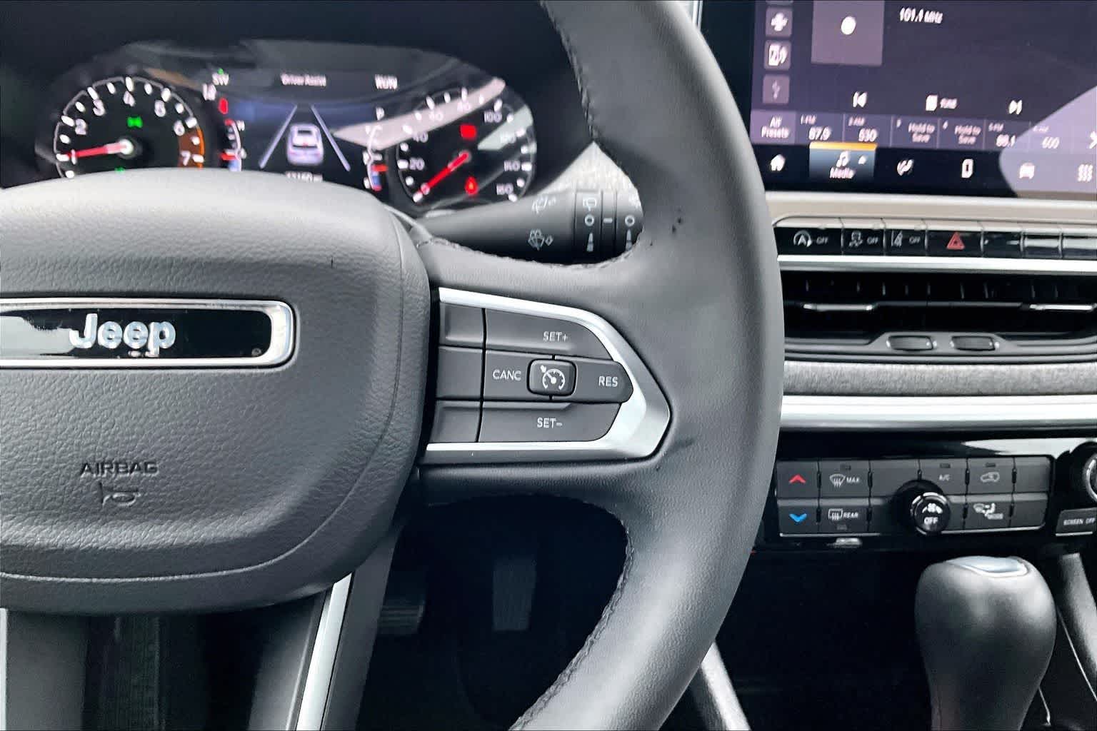 Thumbnail: 2024 Jeep Compass - 26