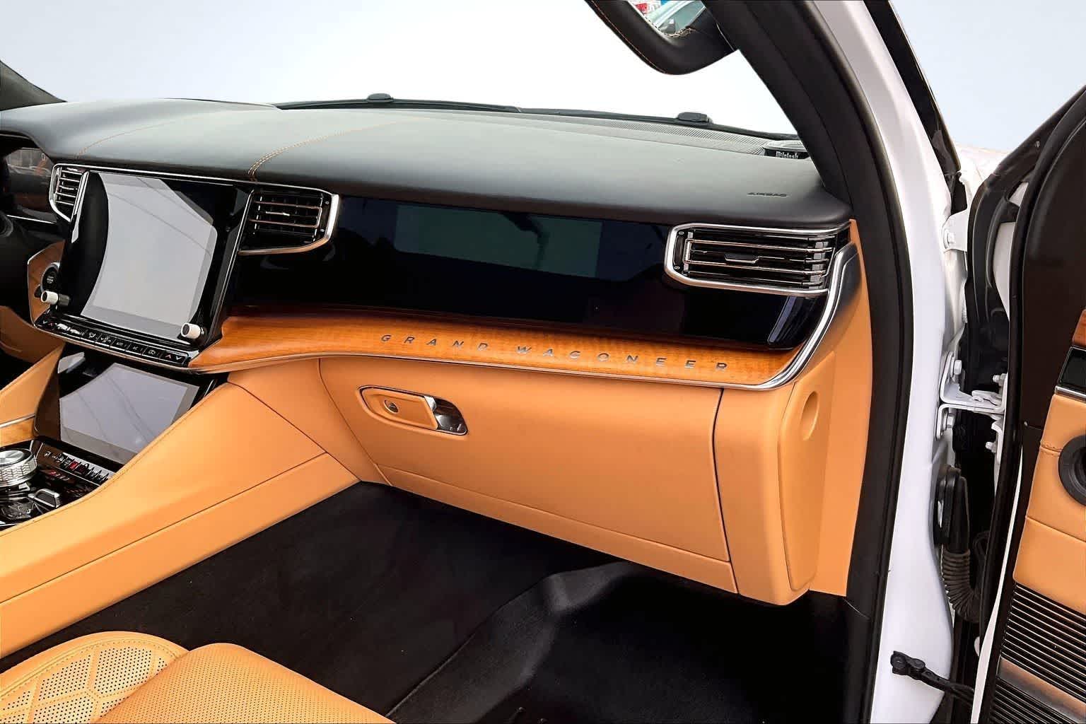 Thumbnail: 2023 Jeep Grand Wagoneer - 24