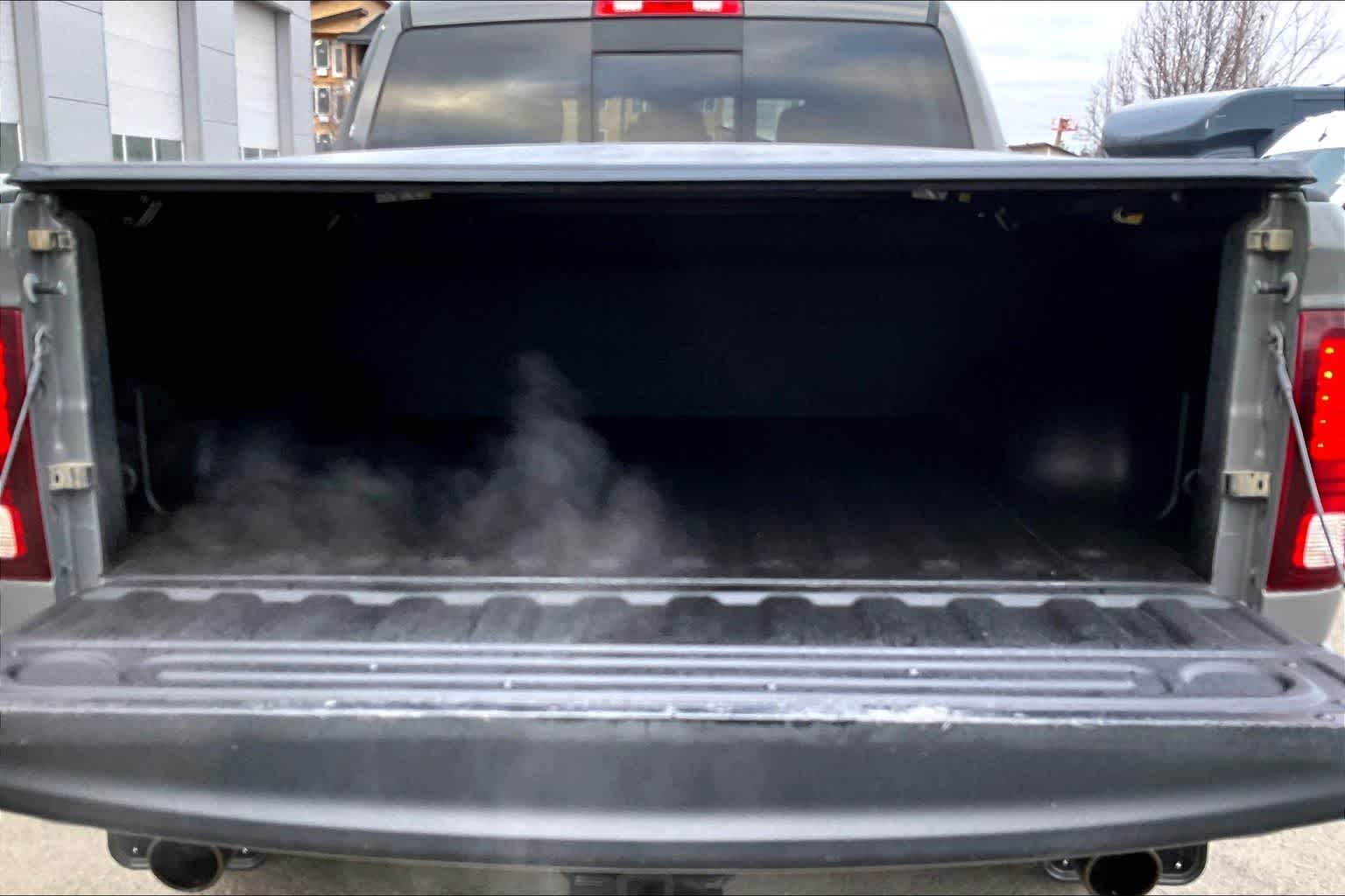 Thumbnail: 2022 RAM 1500 Classic - 19