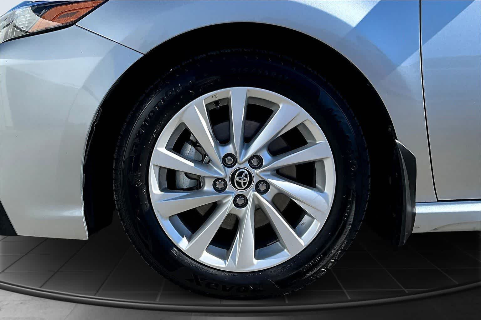 Thumbnail: 2024 Toyota Camry - 8