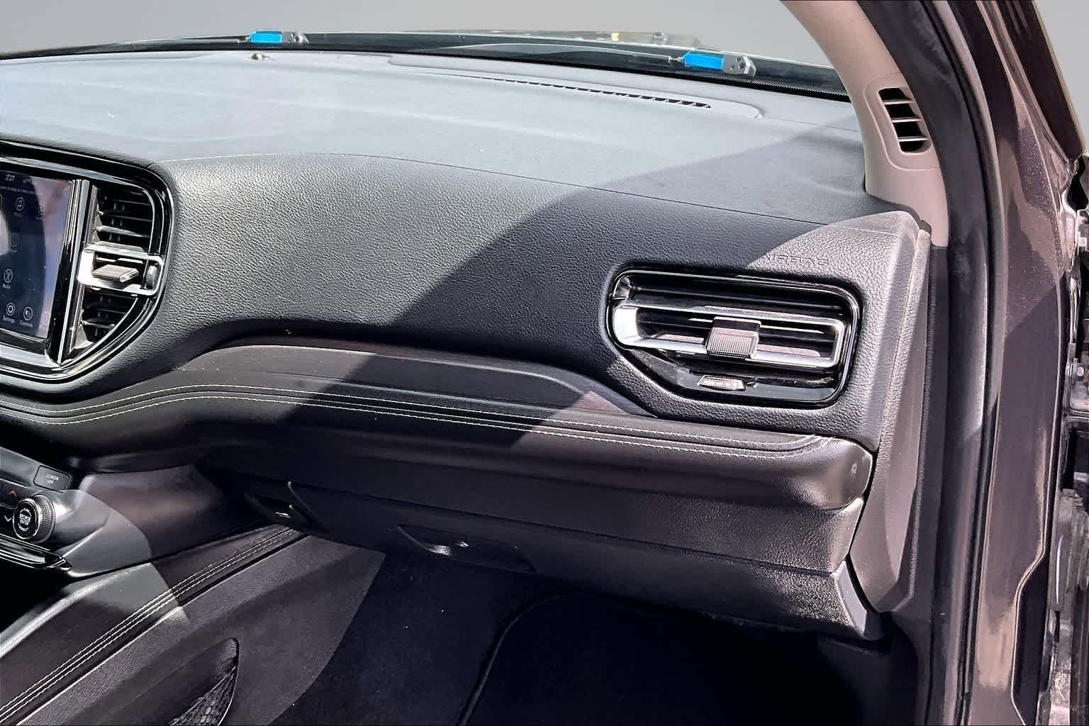 Thumbnail: 2021 Dodge Durango - 24