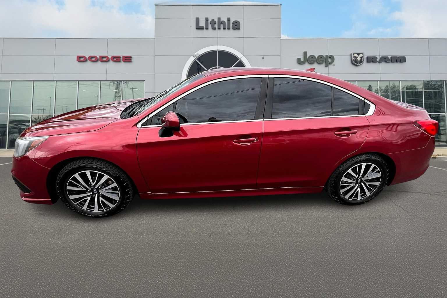 2018 Subaru Legacy Premium photo 2