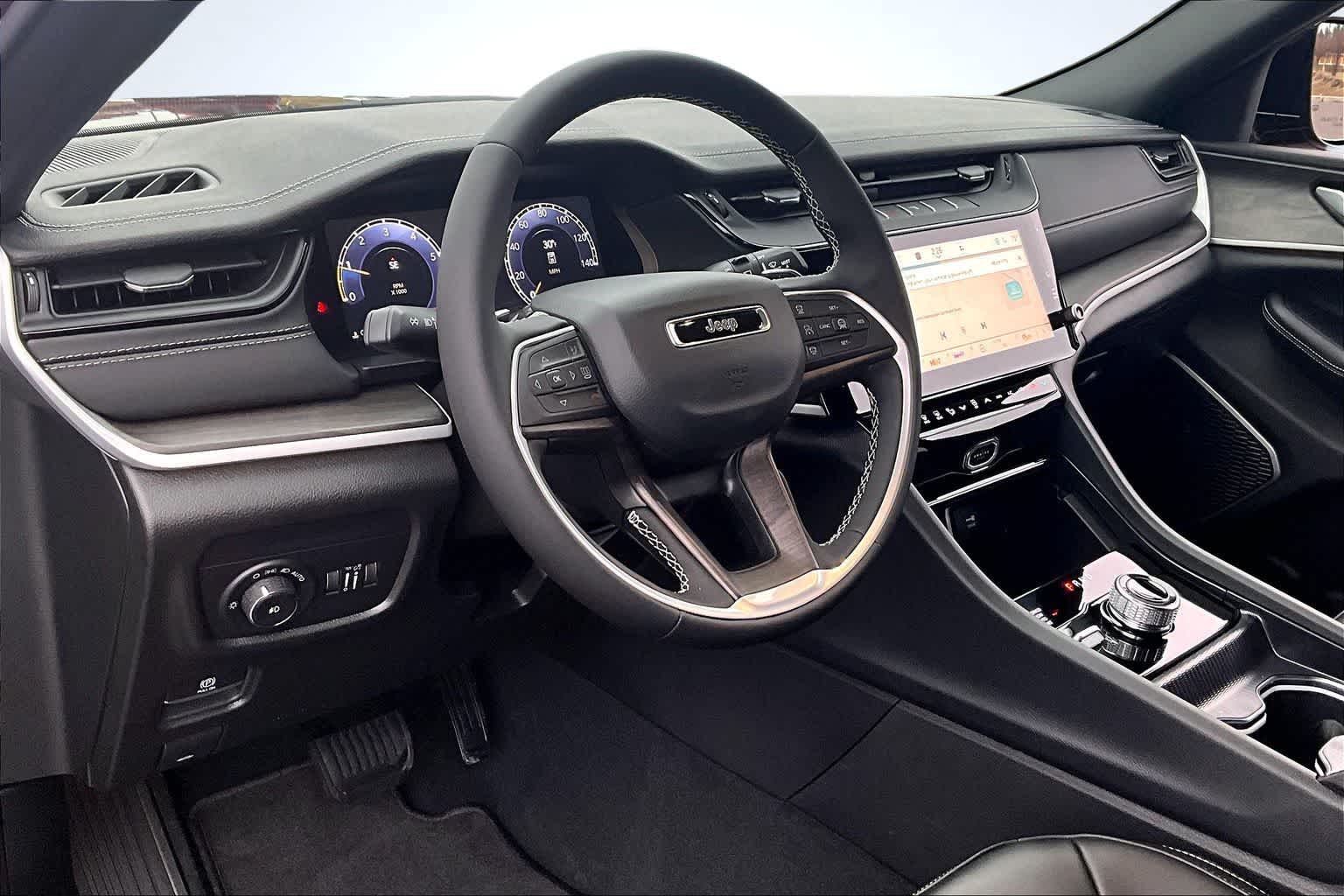 Thumbnail: 2026 Jeep Grand Cherokee - 2