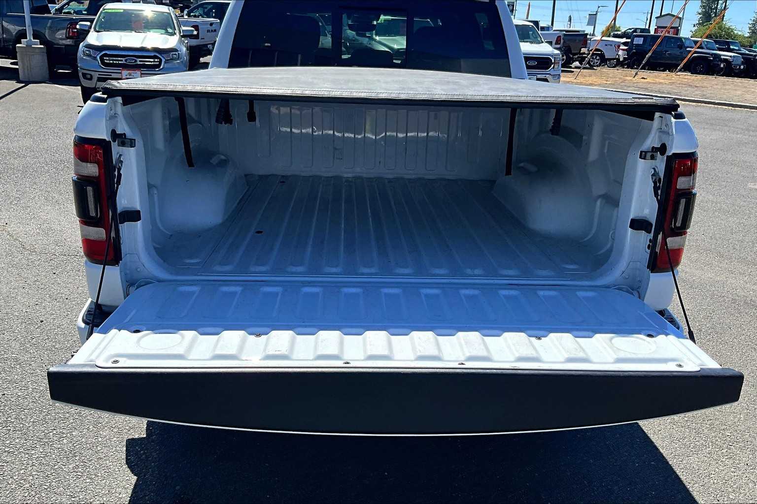 Thumbnail: 2023 RAM 1500 - 19