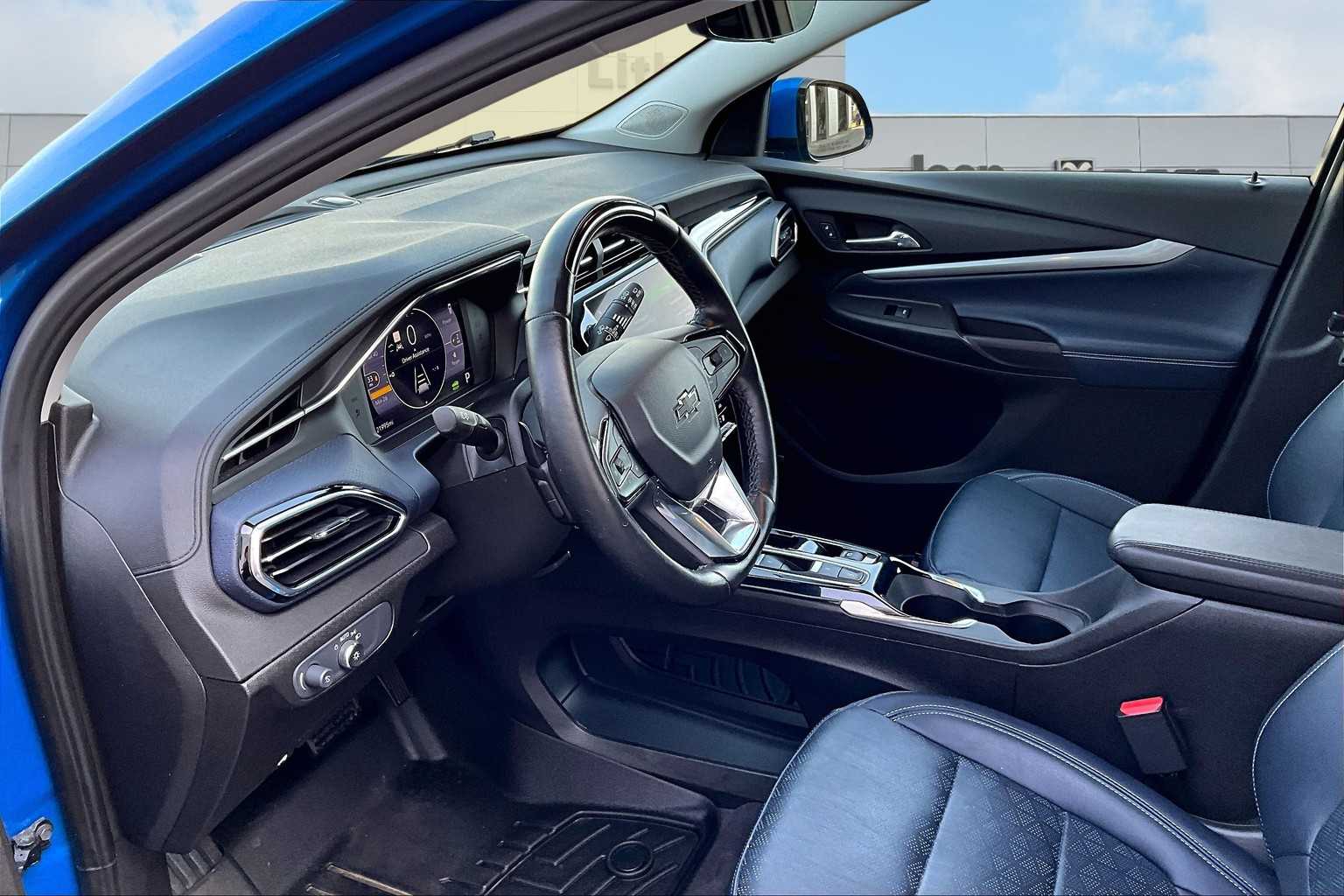 2022 Chevrolet Bolt EUV Premier 2