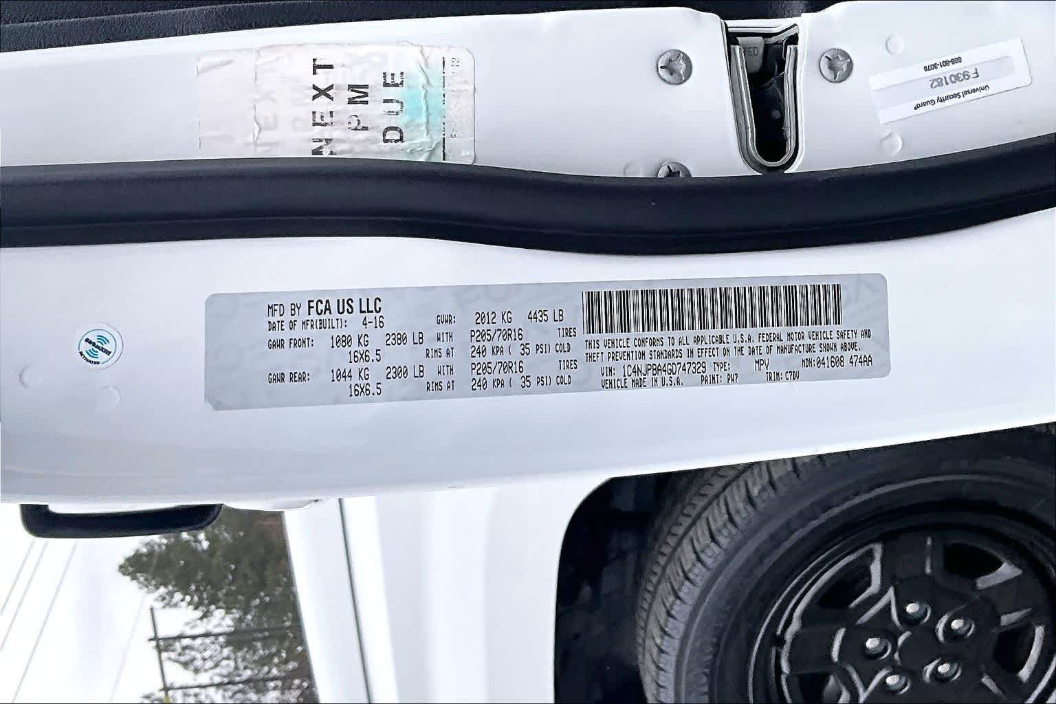 Thumbnail: 2016 Jeep Patriot - 21